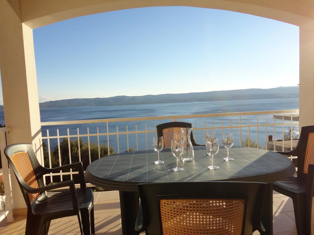 Mimice Bay Apartments Bagian luar foto